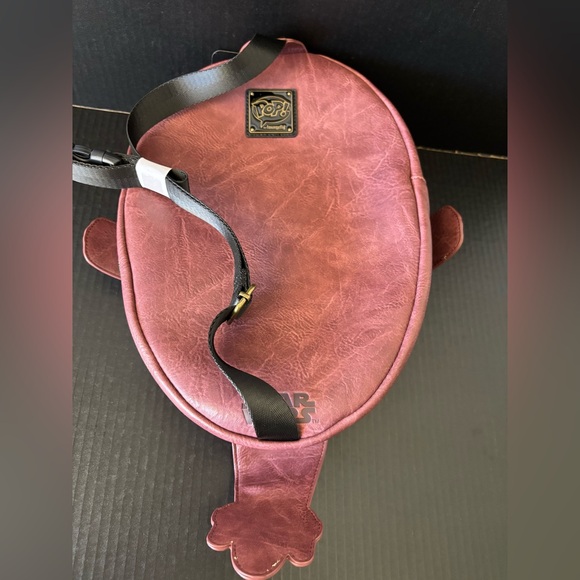 New Loungefly Star Wars NYCC 2020 Boba Fett Slave One Sling Backpack - Picture 3 of 8